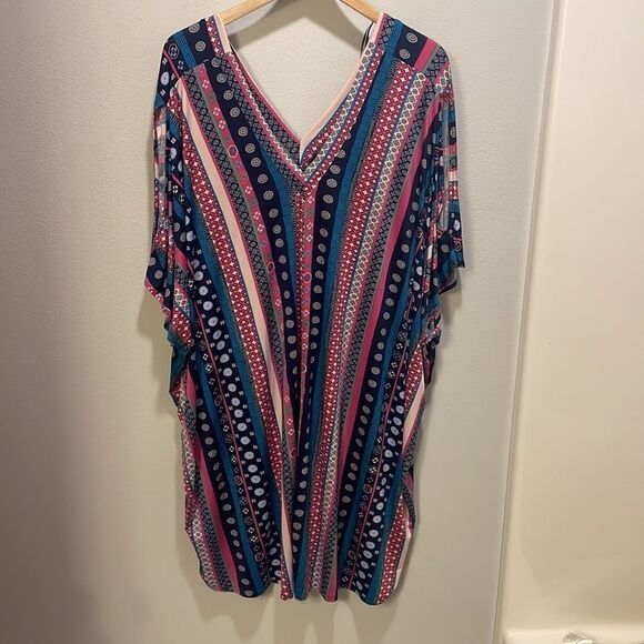 JOSIE by Natori woman’s multi colored swimsuit coverup - Picture 10 of 10